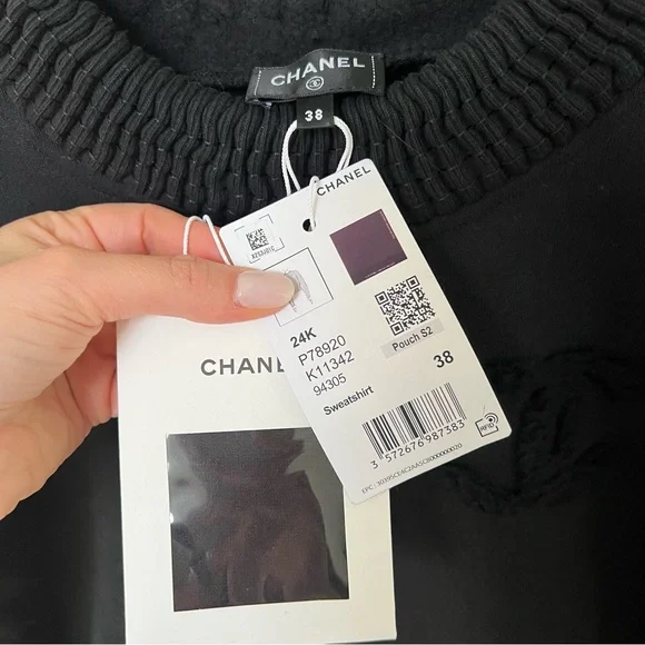 CHANEL 24K CC Sweatshirt in Black NWT Authentic - Picture 7 of 10